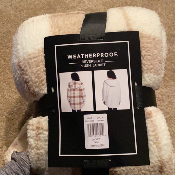 Weatherproof Reversible Plush Jacket NWT - Picture 2 of 2